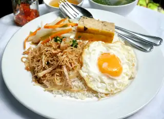 Cơm Bì Chả Ốp La - 39.000 ₫ tại Cơm Tấm Trường Trinh - Cách Mạng Tháng 8