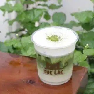 BEST SELLER | Matcha latte macchiato - 55.000 ₫ tại The LÁC - Cà Phê, Matcha & Trà Trái Cây - Hoàng Hoa Thám