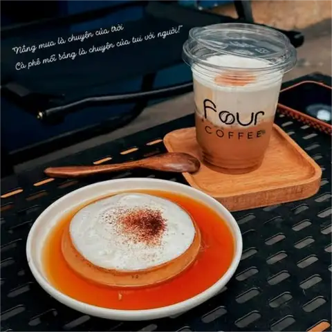 Hình ảnh Four Coffee - Võng Thị