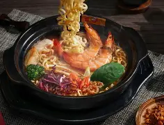 Hình ảnh Mì cay thập cẩm