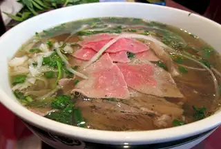 Phở tái nạm - 1 phần - 70.000 ₫ tại Phở Bò & Bún Bò Cô Lành - Lê Văn Sỹ