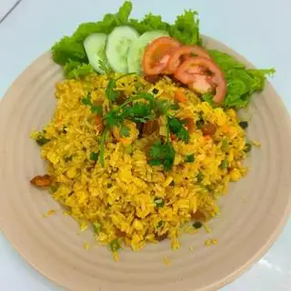 Cơm chiên Dương Châu - 68.000 ₫ tại Quán Ăn Tường Ký - Cơm Gà Xối Mỡ & Mì Xào Giòn - Hưng Phú