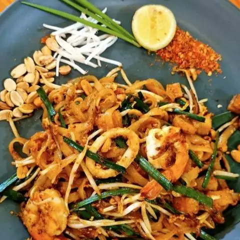 Hình ảnh Thái Dee - Tô Ký