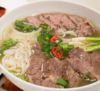 Phở bò - 60.000 ₫ tại Phở Thăng Long - Điện Biên Phủ