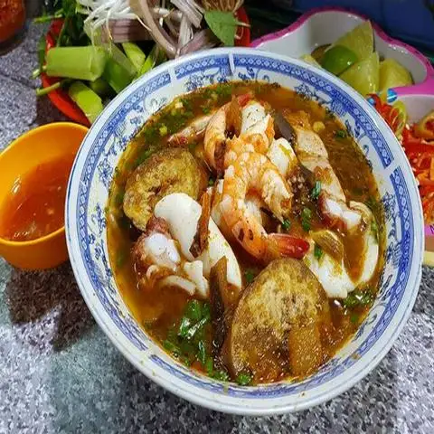 Cô Bông - Bún Mắm - Chợ Tân Định - Bún/Phở/Mỳ/Cháo gần bạn