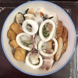 Hình ảnh Bún thái mực tôm