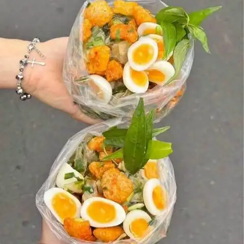 Hình ảnh Bánh Tráng Trộn Mỡ Hành & Tóp Mỡ Cô Hiền - Chế Lan Viên