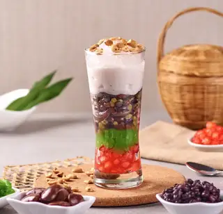 Chè đậu thập cẩm - 30.000 ₫ tại Chè Bưởi Vĩnh Long - Điện Biên Phủ