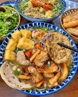 Hình ảnh Bún riêu tóp mỡ đậu bò