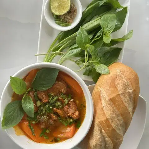 Mai Quỳnh Trâm - Huỳnh Tấn Phát - Bún/Phở/Mỳ/Cháo gần bạn