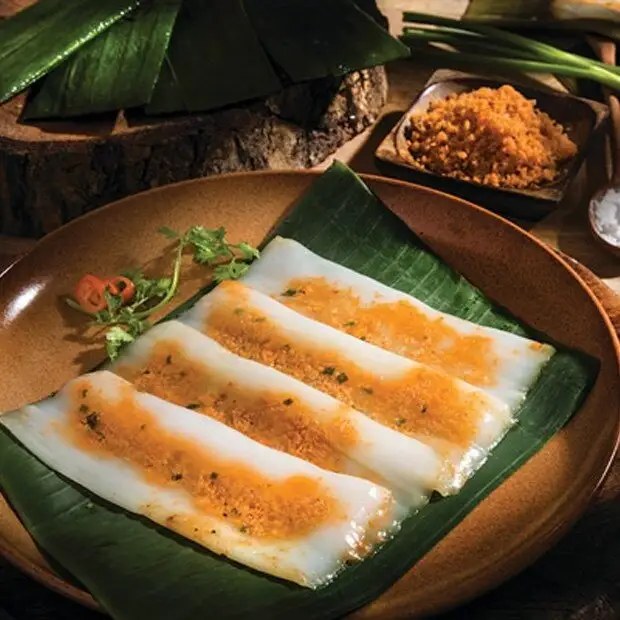 Bánh nậm - 45.000 ₫ tại Quán Bà Dạng - Bánh Canh Cua Đặc Sản Huế - Đặng Văn Ngữ