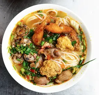Hình ảnh Bánh đa đỏ cay