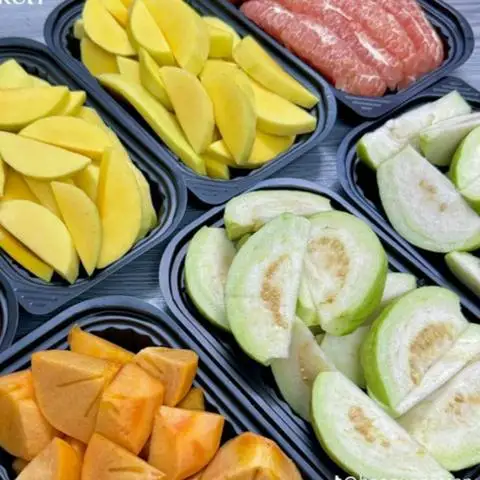 Hình ảnh XUÂN QUỲNH - Trái Cây Cắt Sẵn & Nước Ép - Hoàng Quốc Việt