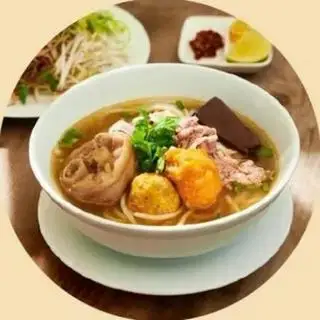 Đầy đủ no nê - 65.000 ₫ tại Bún Bò Gánh - Nguyễn Du
