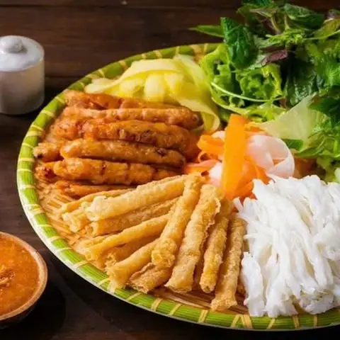 Hình ảnh Yummy Quán - Nem Nướng Nha Trang - Gom Cao Tốc