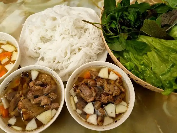 Hình ảnh Bún chả lẫn