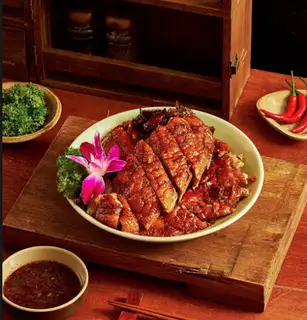Hình ảnh Combo 2 vịt quay sốt tiêu đen (1/2 con)
