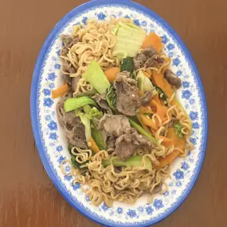 Mì xào bò - 50.000 ₫ tại Bún Thái Vũ Cọt - Dương Đình Hội