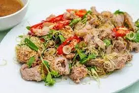 Hình ảnh Thỏ xào sả ớt
