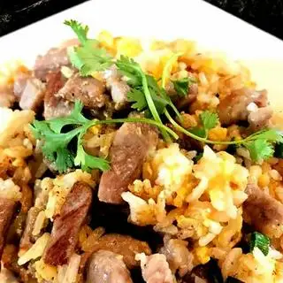 Cơm chiên thịt heo - 40.000 ₫ tại Bột Chiên 294 - Cơm Chiên & Mì Xào - Trần Văn Đang