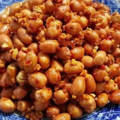 Hình ảnh Đậu Phộng Rang Tỏi Ớt Nị Đốm - Bờ Kinh T14
