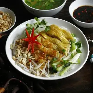Hình ảnh Phở gà trộn