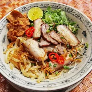 Hình ảnh Mì Quảng gà