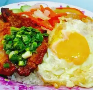 Cơm tấm sườn trứng - 57.000 ₫ tại Cơm Tấm Hiệp Phúc - Huỳnh Tấn Phát