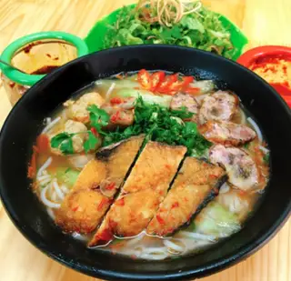 Hình ảnh Bánh đa trắng cay thập cẩm