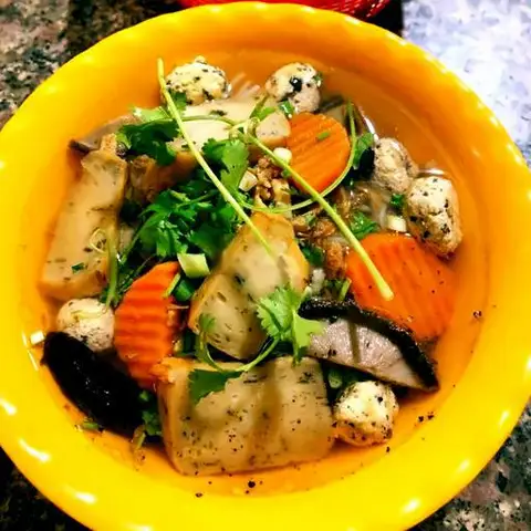 Cơm Chay Bồ Đề - Tân Kỳ Tân Quý - Món chay gần bạn