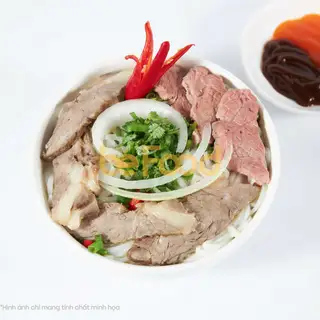 Phở tái nạm - 55.000 ₫ tại Phở Bắc Hải Hà Nội & Cơm Rang Dưa Bò - Trần Não