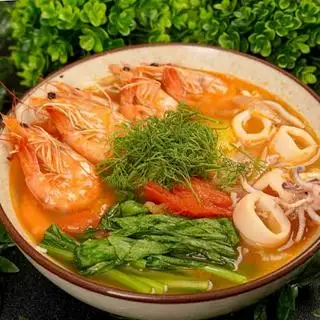 Hình ảnh Bún Thái tôm mực