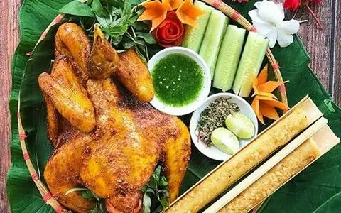 Hình ảnh Gà Nướng Cơm Lam Hai Phương - Đường 26/3