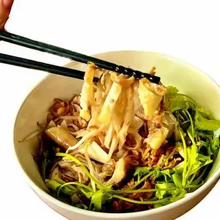 Phở gà lườn trộn - 65.000 ₫ tại Madame Thảo - Xôi Bắc & Phở Gà - Nguyễn Gia Trí