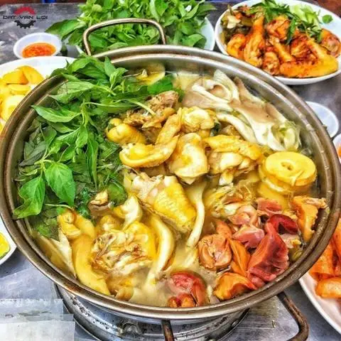 Hình ảnh Lẩu Gà Là É Phú Yên - Nguyễn Thị Tú