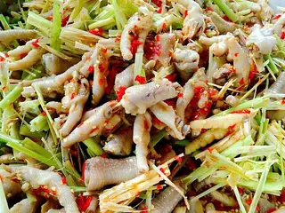 Chân gà muối sả ớt - 500gr - 100.000 ₫ tại Gặm - Chân Gà Muối Sả Ớt - Nguyễn Thiện Thuật
