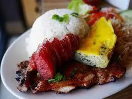 Hình ảnh Cơm tấm lạp sườn bì chả