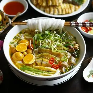 Hình ảnh Phở trứng tràng