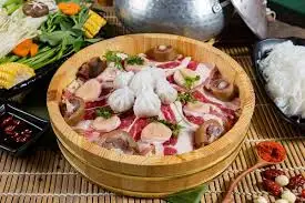 Hình ảnh Nhân lẩu tứ quý ăn thêm