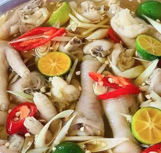 Chân gà muối sả ớt - 60.000 ₫ tại Gặm - Chân Gà Muối Sả Ớt - Nguyễn Thiện Thuật