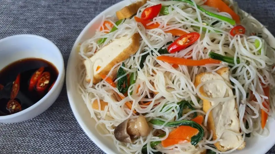 Bún gạo xào chay - 29.000 ₫ tại Cơm Chay Tâm Phúc - Cách Mạng Tháng 8