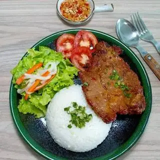 Hình ảnh Cơm tấm sườn nướng