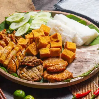 Bún đậu thập cẩm - 75.000 ₫ tại Lực Phát - Bún Đậu Mắm Tôm - Nguyễn Thị Tú