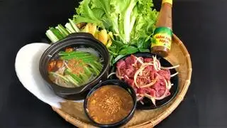 Bắp bò nhúng mẻ - 200.000 ₫ tại Quán Khuyên - Hải Sản - Bùi Thị Xuân