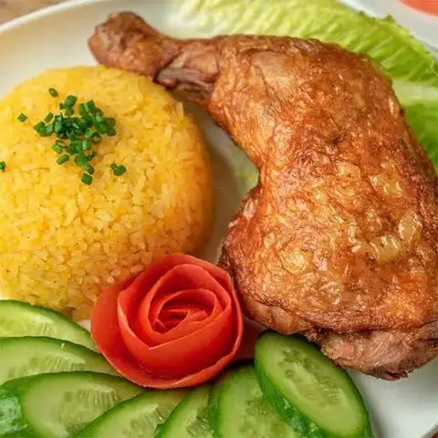 Cơm Gà Xối Mỡ - Phan Văn Trị - Cơm/Cơm tấm gần bạn