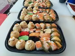 Hình ảnh 13 viên Takoyaki và 10 gukan