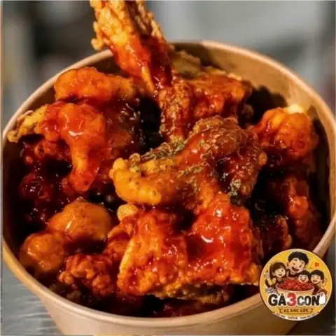 Hình ảnh Tiệm GÀ3CON - Gà Giòn, Mì Trộn Đẫm Sốt - Cách Mạng Tháng Tám