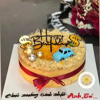 Hình ảnh Bánh bông lan trứng muối xe hơi