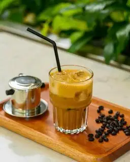 Cà phê sữa - 22.000 ₫ tại M Coffee & Tea - Đường Số 6