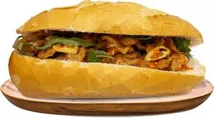 Bánh mì trứng chả cá - 30.000 ₫ tại Bánh Mì Má Hải - Nguyễn Thị Thập